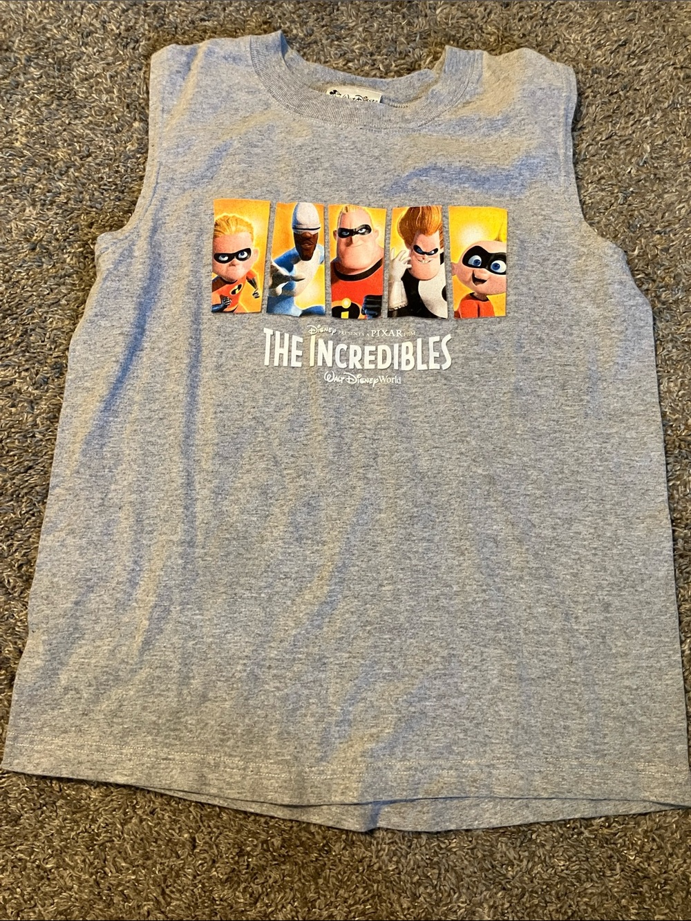Vintage Disney The Incredibles Sleeveless Tank with Character size Boy’s Large